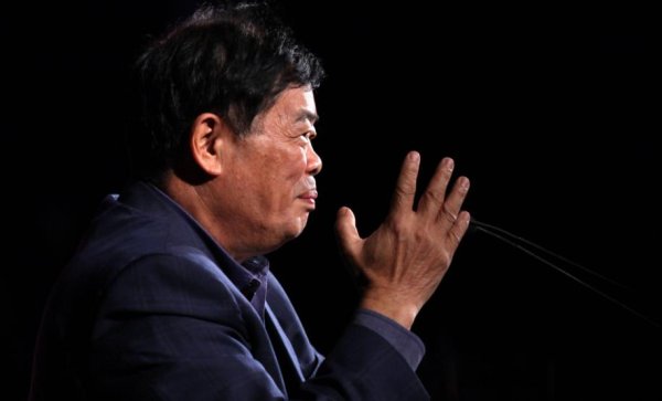 鑫东财配资 福耀玻璃董事长曹德旺：不管美国加多少税，反正不赚钱我是不卖